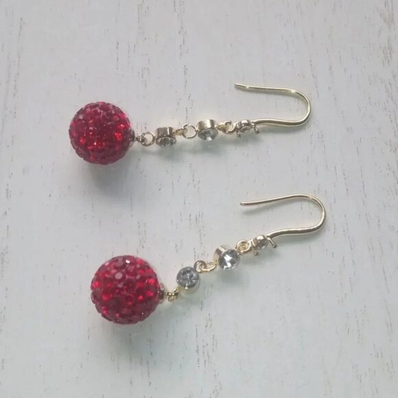 Cute fashion earrings red Disco ball‎ style - Picture 1 of 2